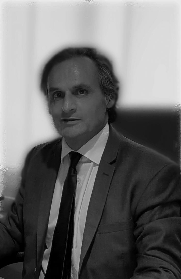 Maître Alain Lachkar, avocat au Barreau de Paris